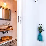 Ifigeneia Luxury Sea View *
