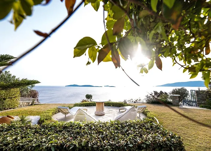 Ifigeneia Luxury Sea View וילה באטסי