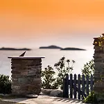 וילה Ifigeneia Luxury Sea View באטסי