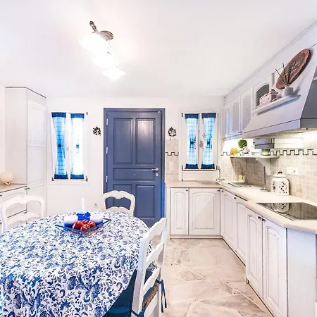 Villa Ifigeneia Luxury Sea View *